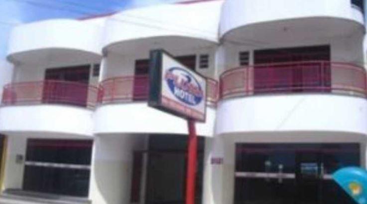 Pluma Hotel Jaru Esterno foto
